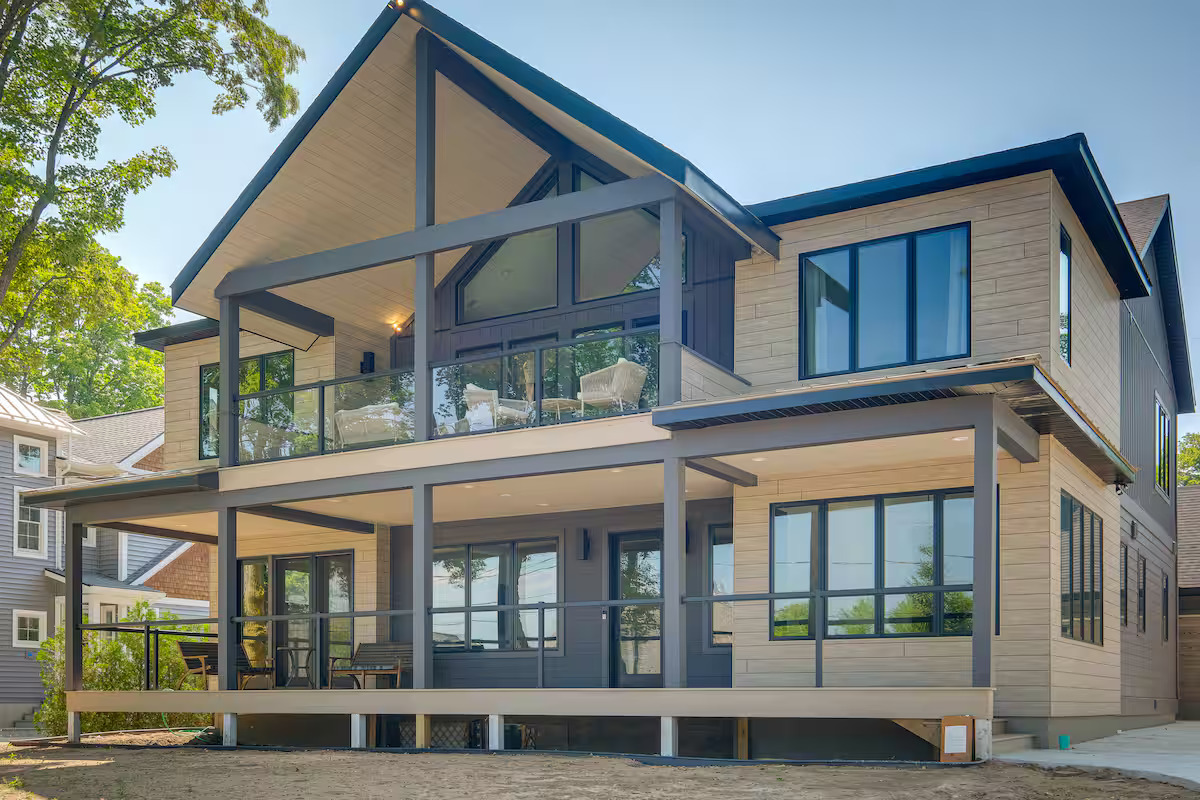 Luxury Airbnb Homes in Michigan for Christmas Holiday