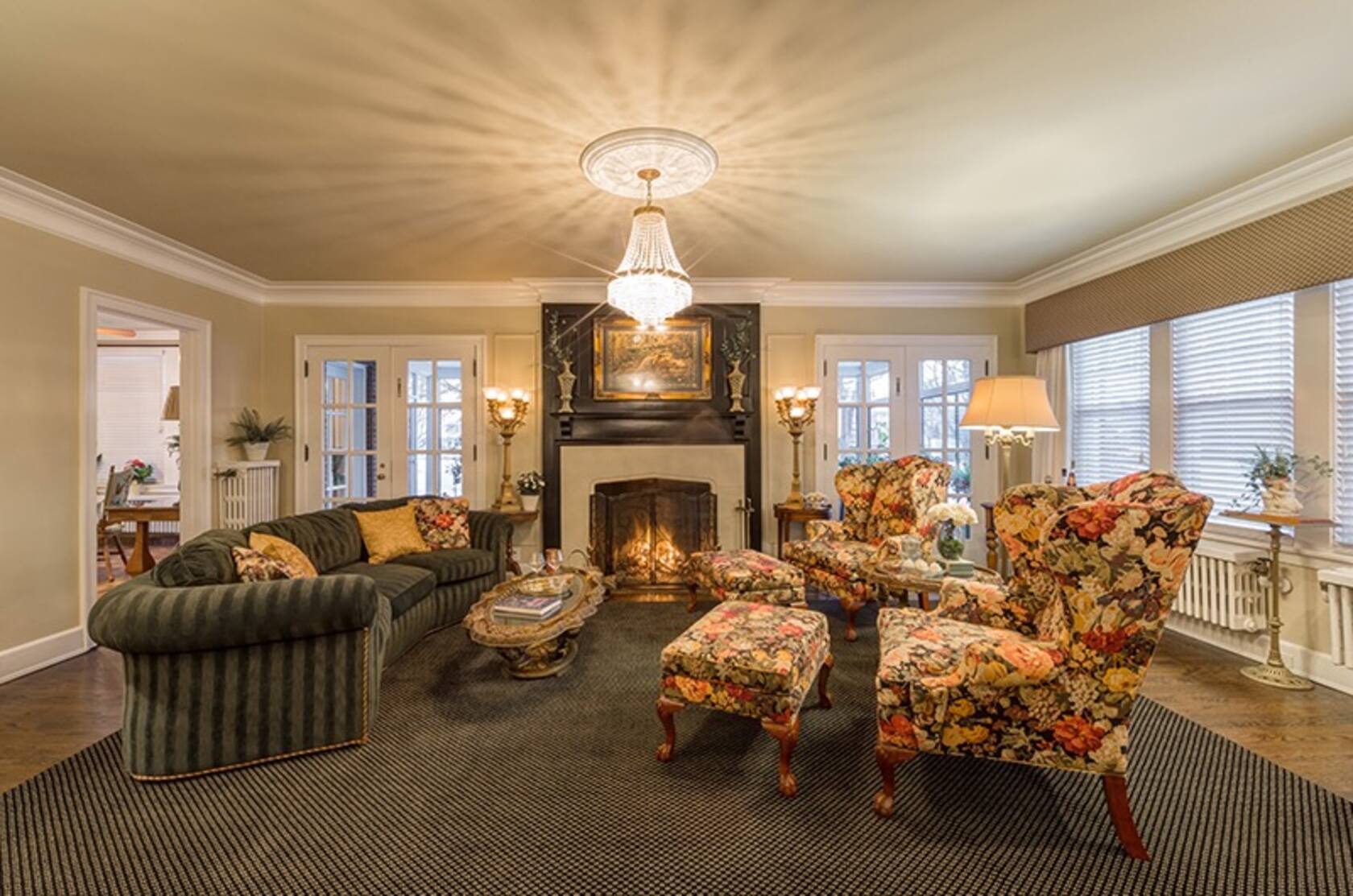 Best 10 Luxury Airbnb Villas in Michigan for Christmas Vacation