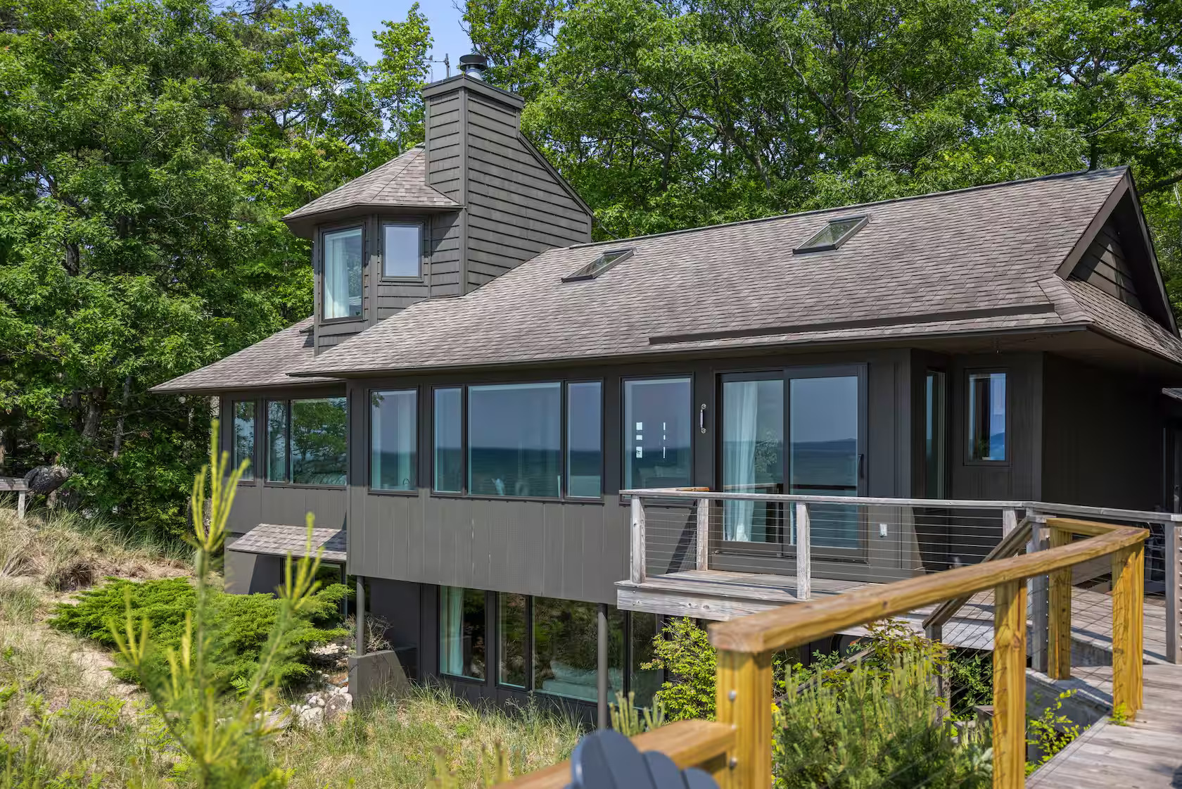 Luxury Airbnb Homes in Michigan for Christmas