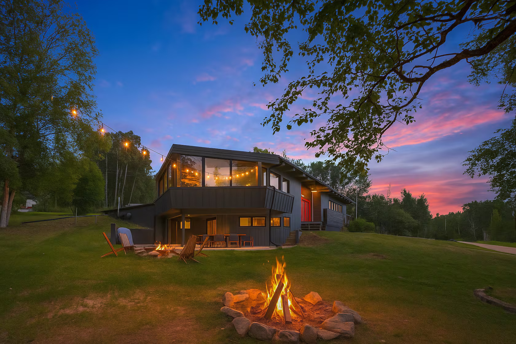 Luxury Airbnb Homes in Alaska for Christmas Celebration