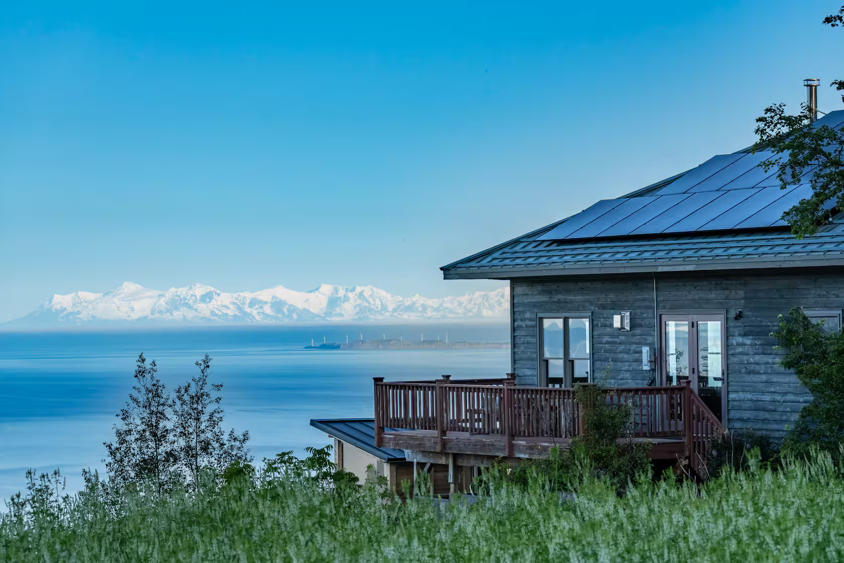 Best Luxury Airbnb Homes in Alaska for Christmas Celebration