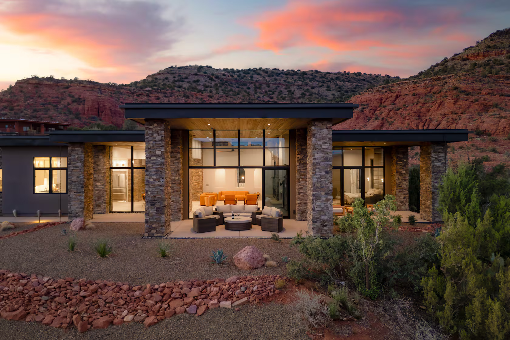 Top 10 Luxury Airbnb Homes in Arizona for Christmas Celebration