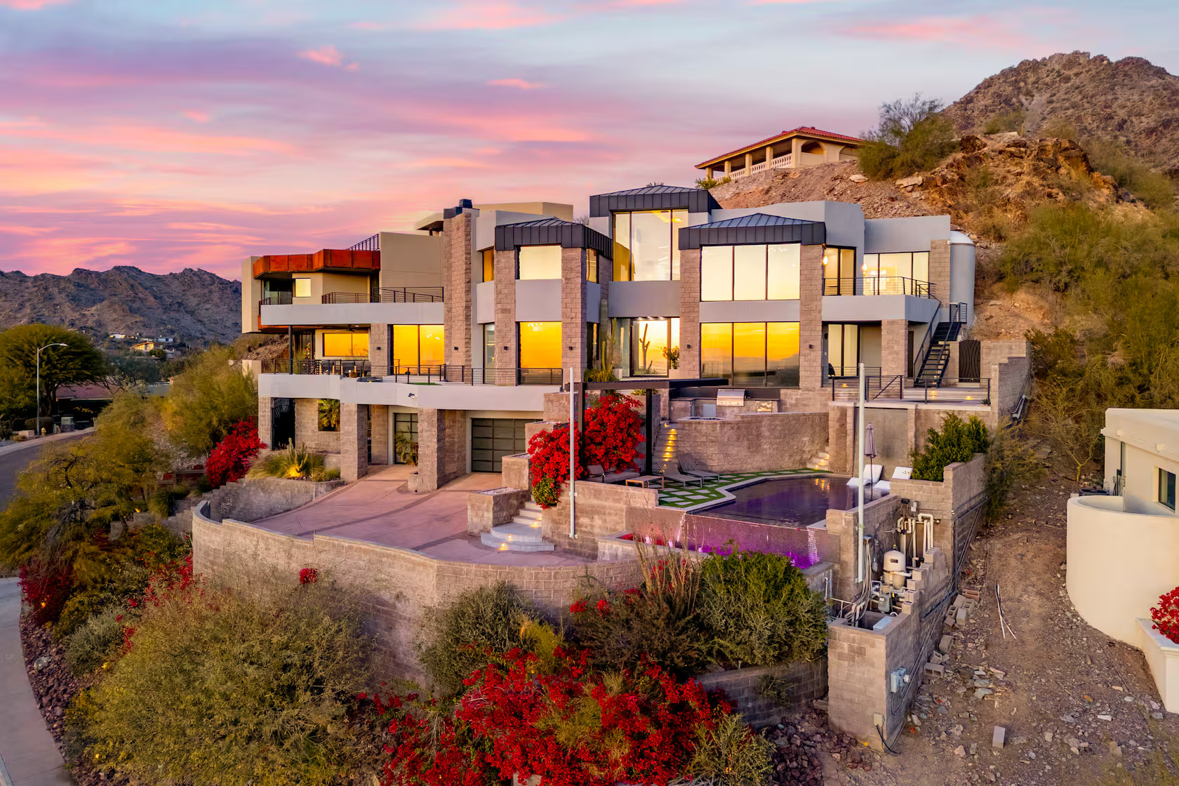 Best 15 Luxury Airbnb Homes in Arizona for Christmas Holiday and New Year