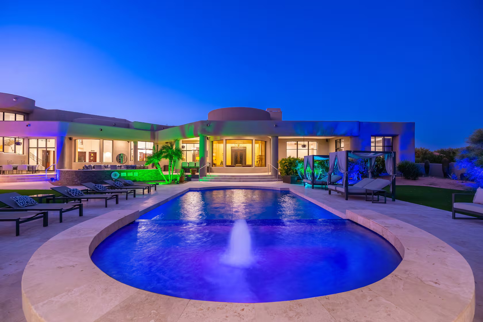 15 Airbnb Homes in Arizona for Christmas Holiday and New Year Celebration 2026