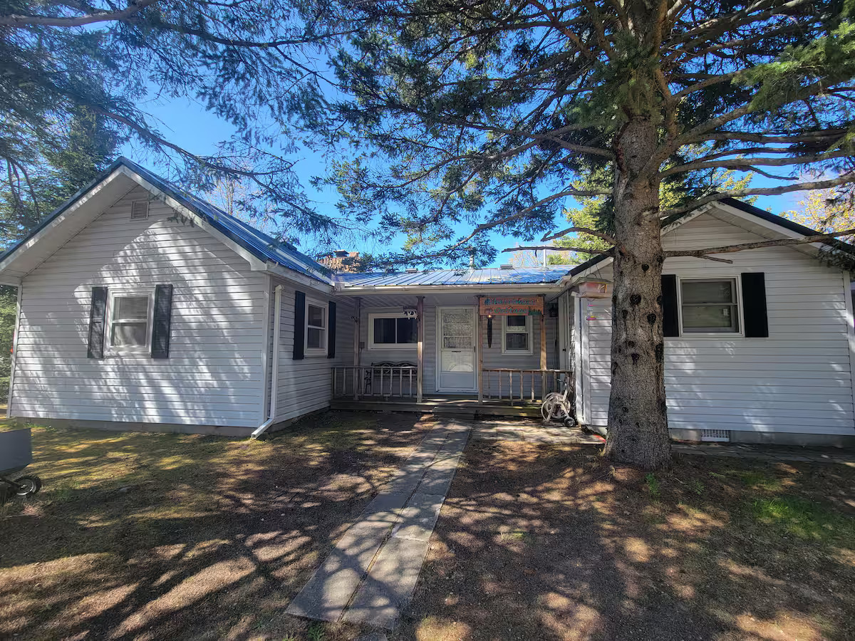 best Airbnb in Michigan for Christmas