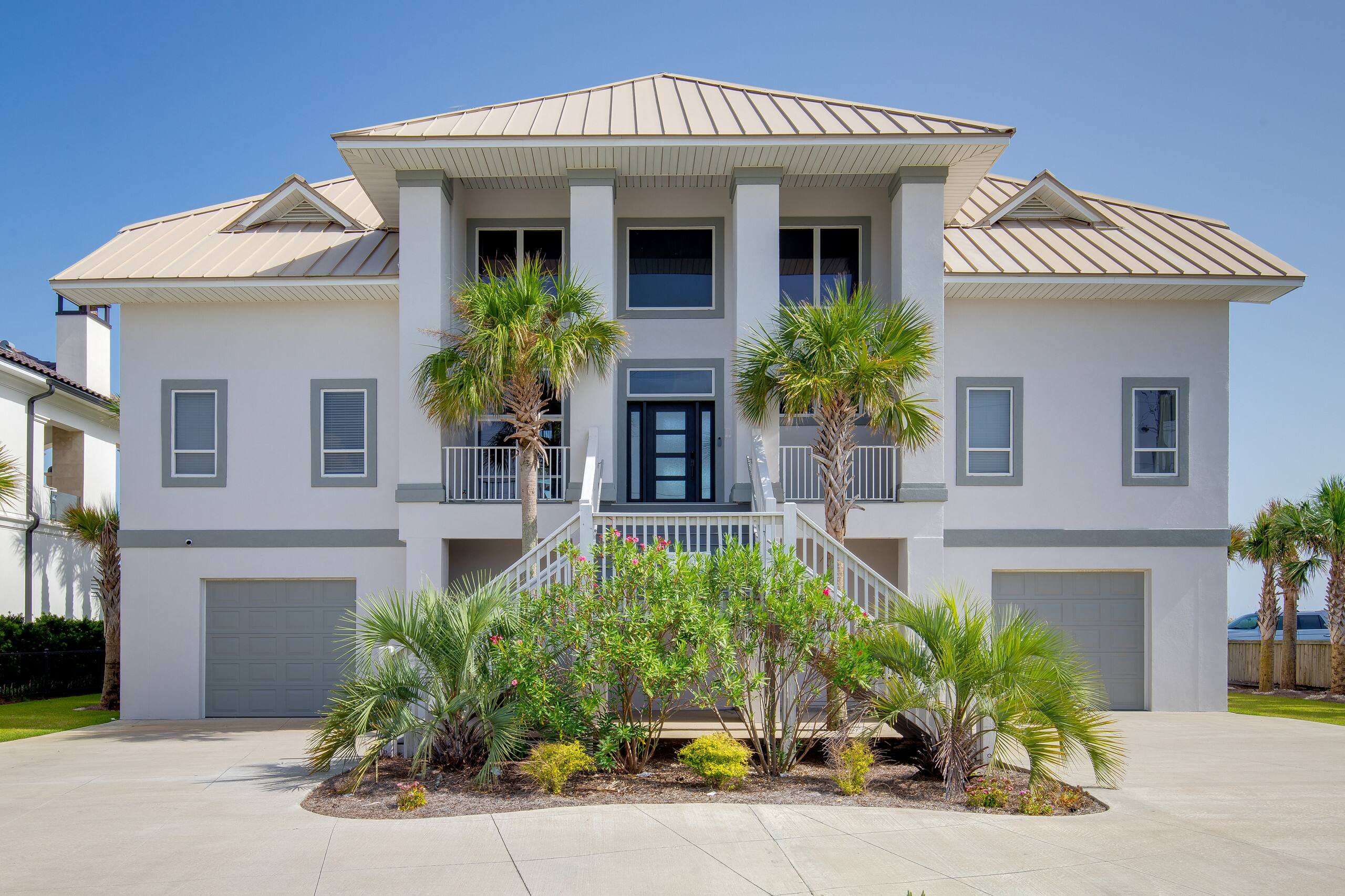 Luxury Airbnb Villas in Florida for Christmas Vacation