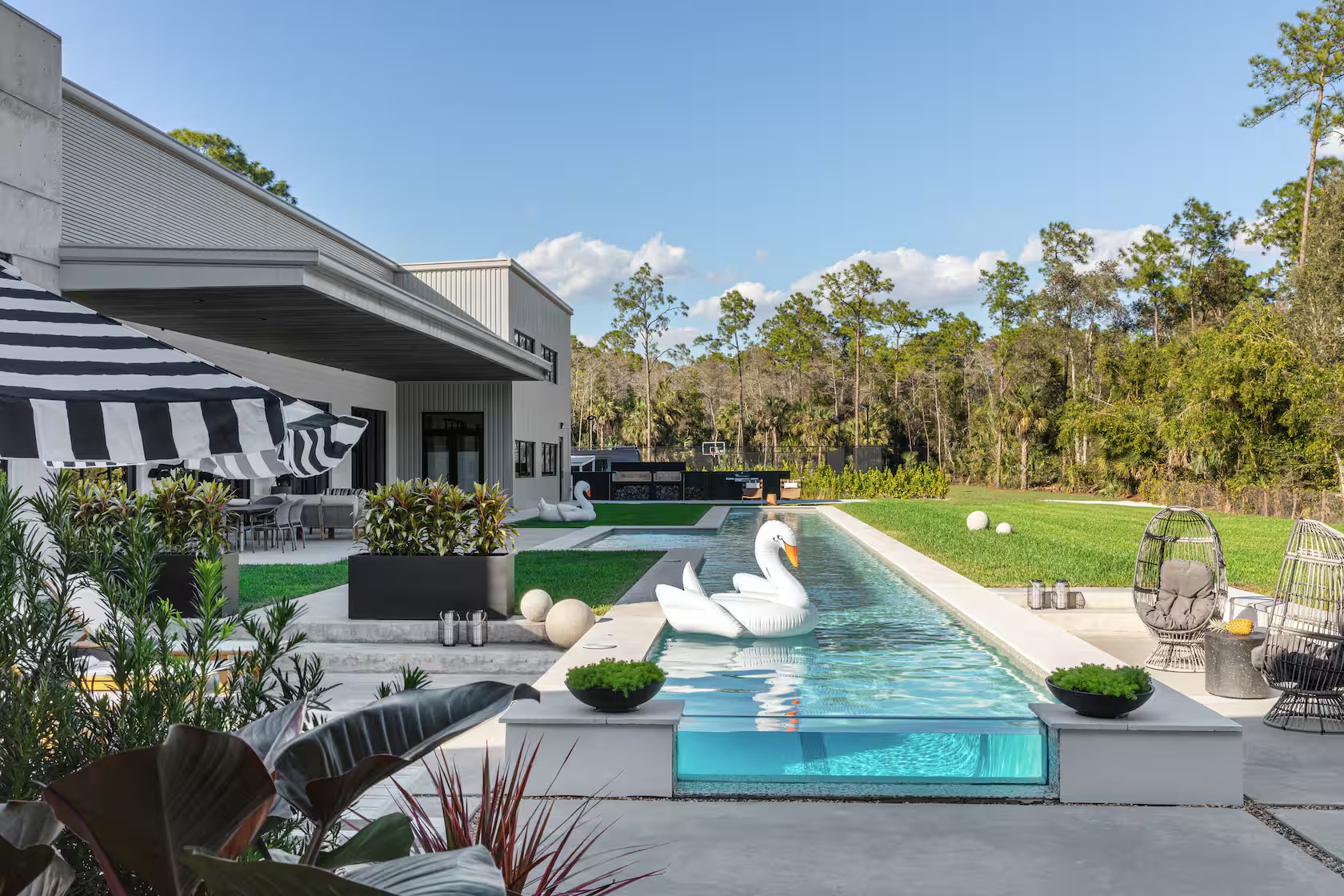 Airbnb Villas in Florida for Christmas Holiday Vacation