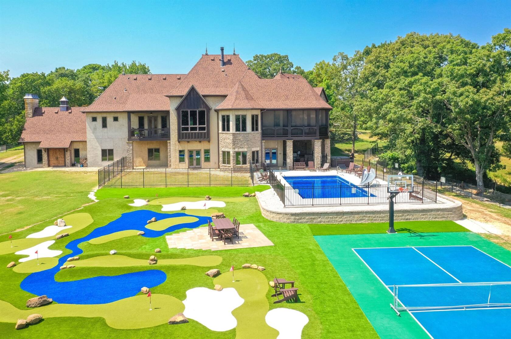 Best 10 Luxury Airbnb Villas in Missouri for Christmas Vacation 2026