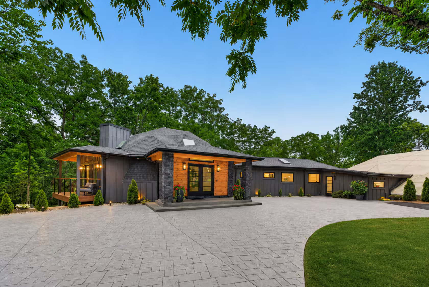 Best Luxury Airbnb Homes in Missouri for Christmas Celebration 2026
