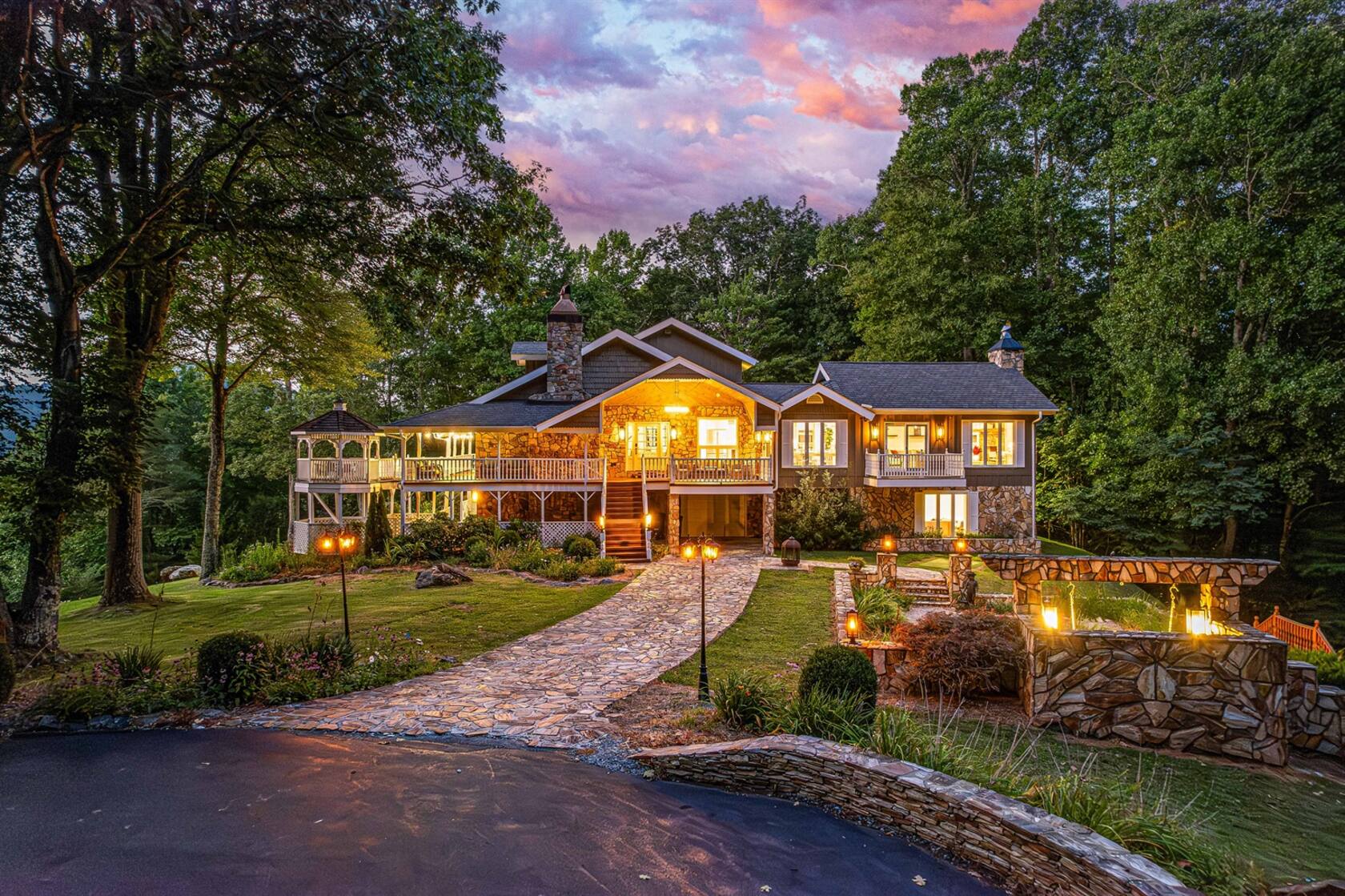 Best Airbnb Homes in North Carolina for New Year Celebration