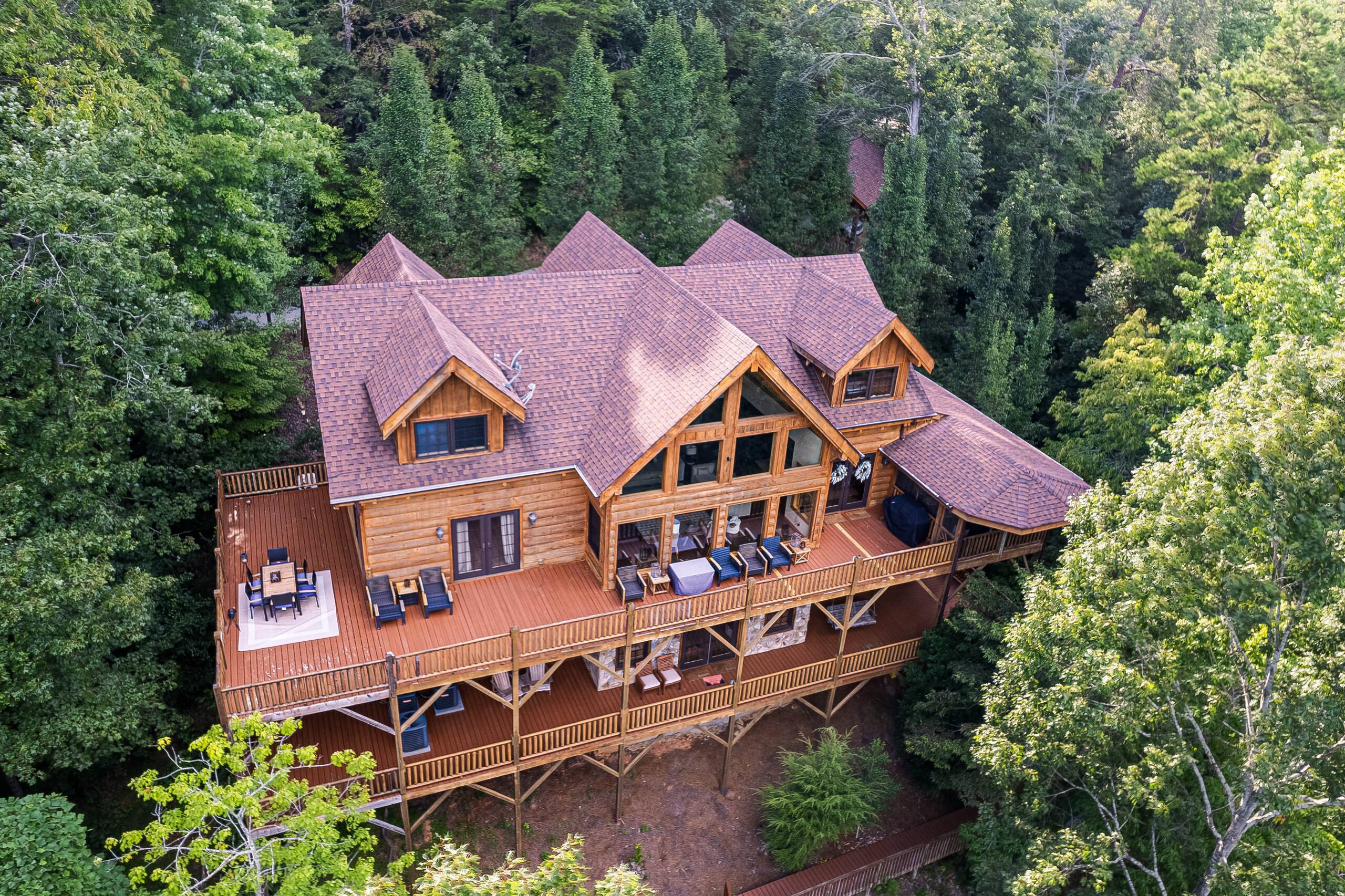 Best 15 Luxury Airbnb Homes in North Carolina for Christmas Holiday and New Year Celebration