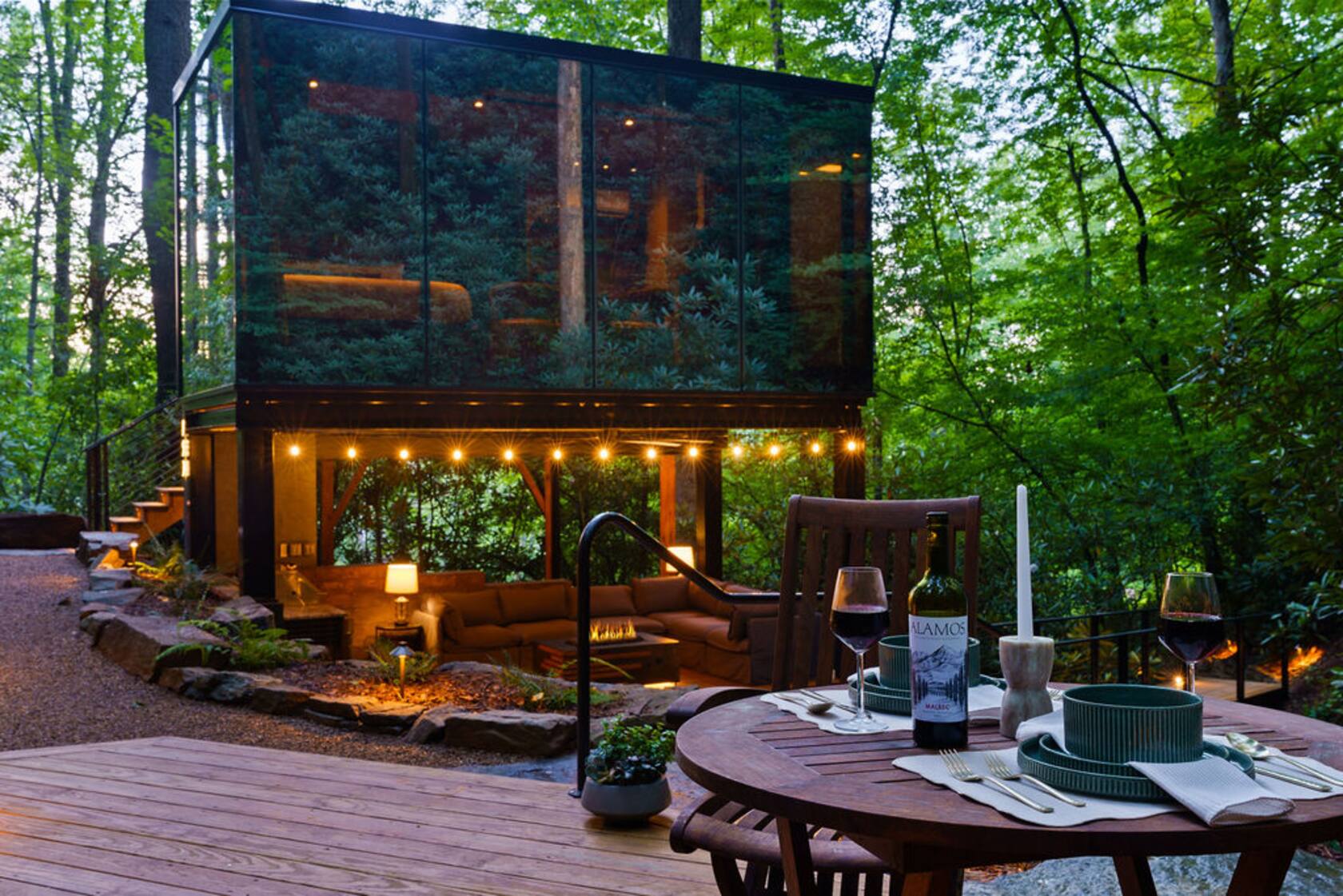 Top 10 Luxury Airbnb Mansions in North Carolina for Christmas and New Year Celebration 2026
