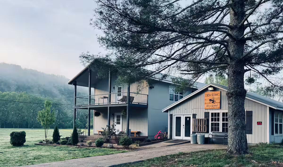 Top 10 Luxury Airbnb Homes in Tennessee for Christmas Celebration