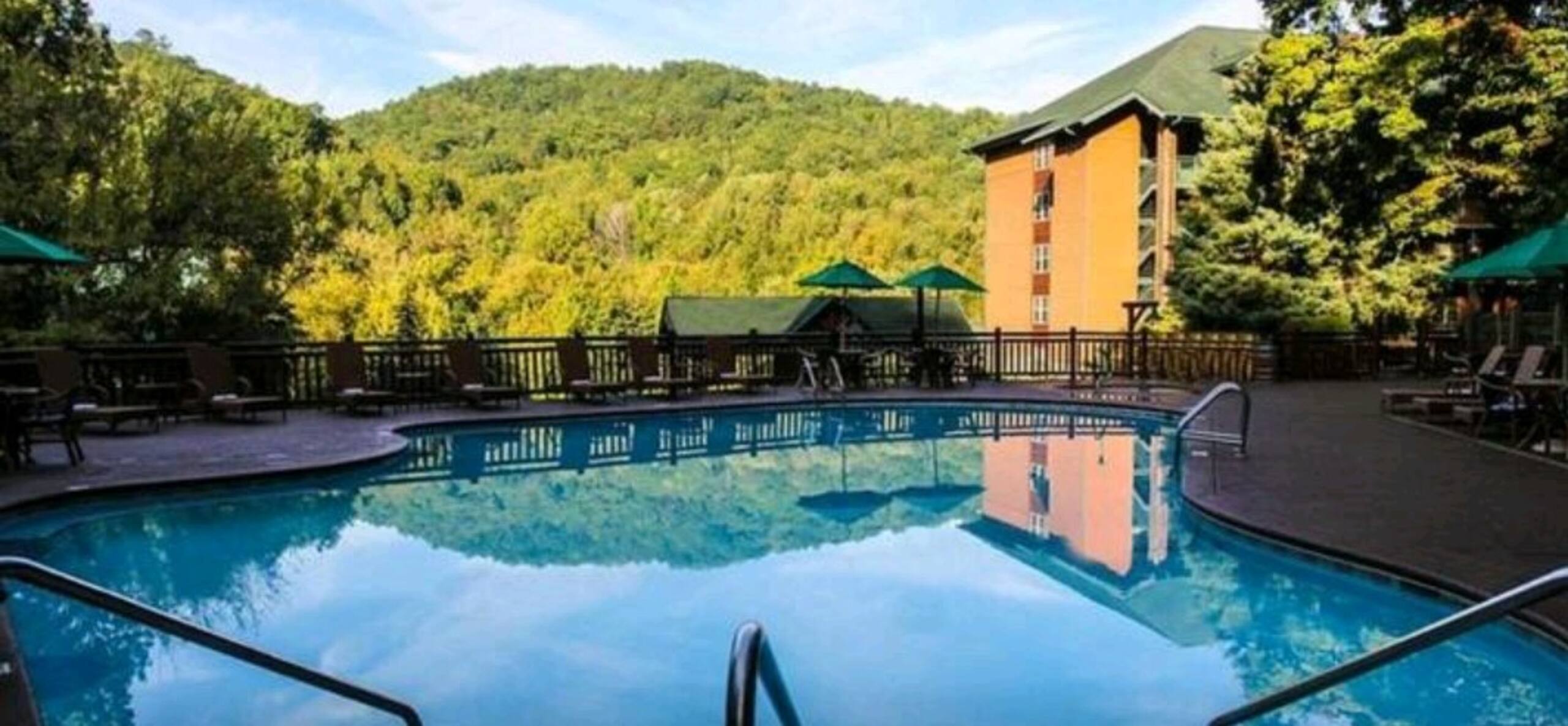 Top 10 Luxury Airbnb Homes in Tennessee for Christmas Celebration 2026