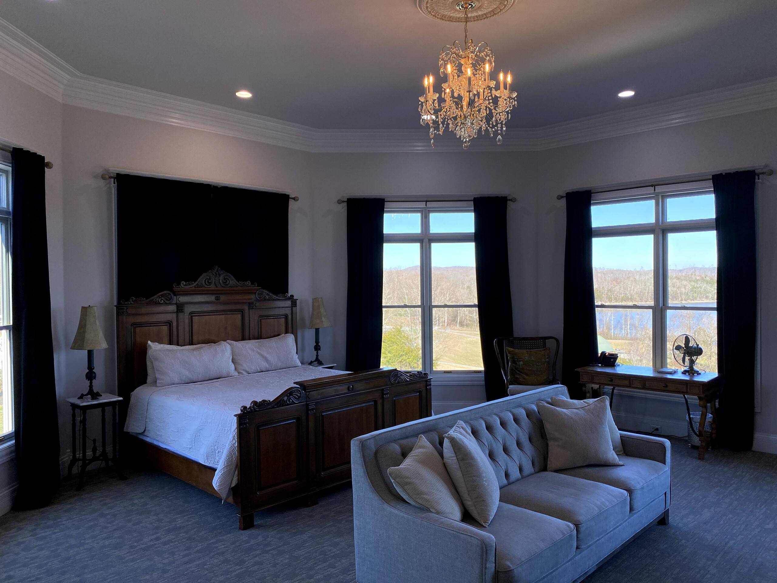 Top 10 Luxury Airbnb Homes in Tennessee for Christmas