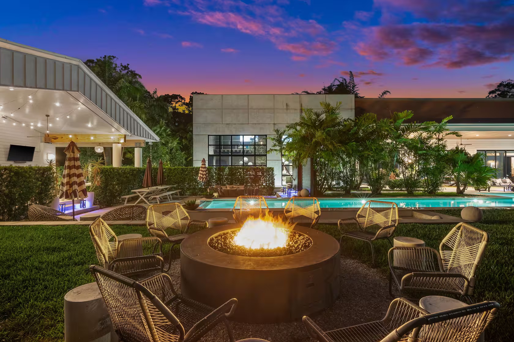 Luxury Airbnb Villas in Florida for Christmas Vacation