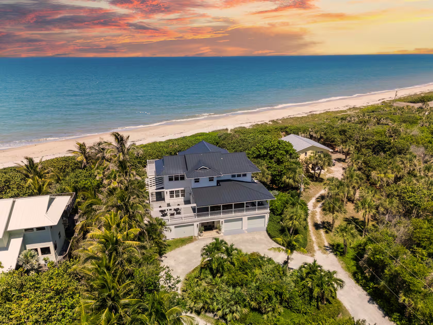 Luxury Airbnb Homes in Florida